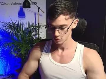 metatron_muscle on Chaturbate