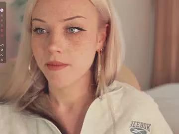 Freechat mia_milagros on Chaturbate