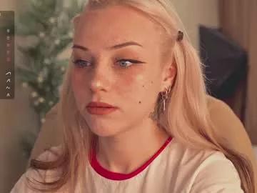 Freechat mia_milagros on Chaturbate