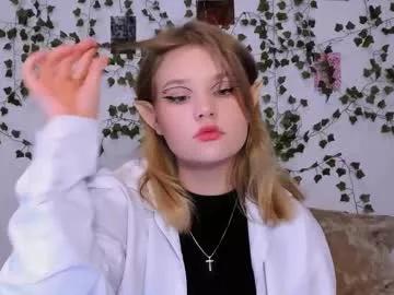 Freechat mina27372 on Chaturbate