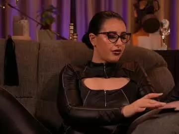 mistresskellykent on Chaturbate