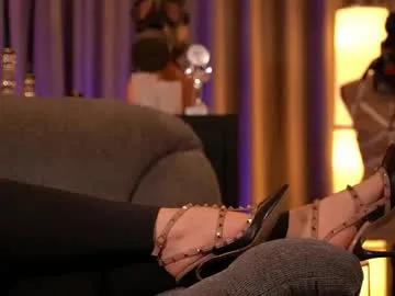 mistresskellykent on Chaturbate