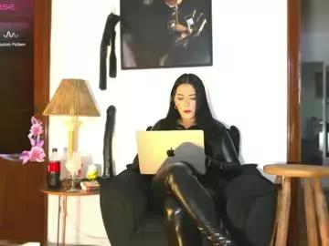mistresslavinia_ on Chaturbate