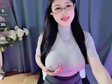 moli666 on Chaturbate