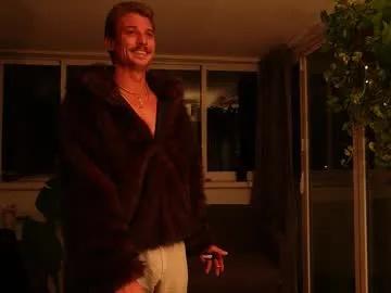 mrlong23cm on Chaturbate