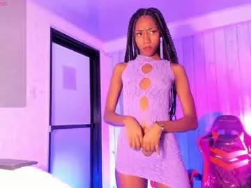 nathalyleen on Chaturbate