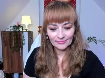 naughtymilane on Chaturbate