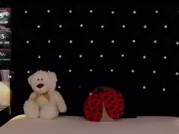 Freechat oliviashaw23 on Chaturbate