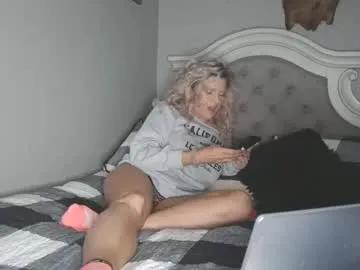 Away platinum_princess_nicole on Chaturbate