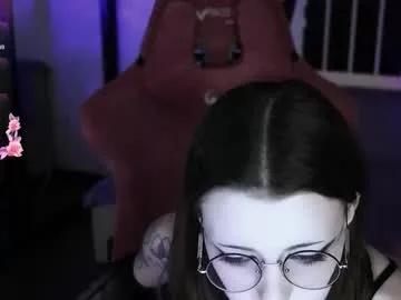 prettybones on Chaturbate