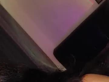 queenvalentinats on Chaturbate