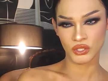 queenvalentinats on Chaturbate