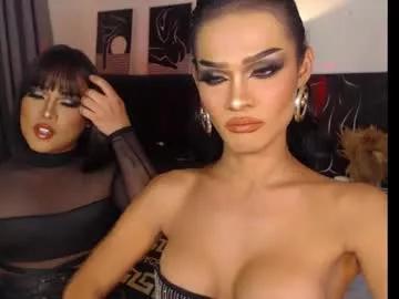 queenvalentinats on Chaturbate