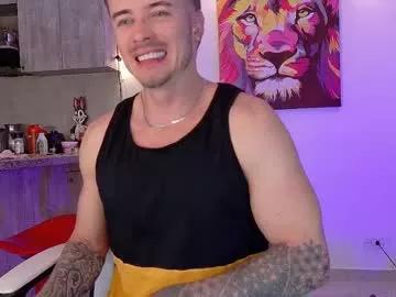 ryann_blue_ on Chaturbate