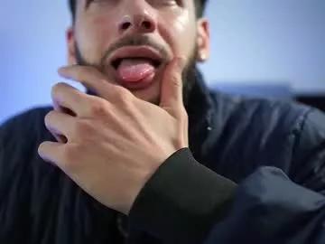 Freechat saimonhot1 on Chaturbate