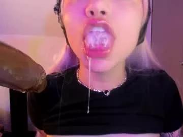 scarlet_gold on Chaturbate