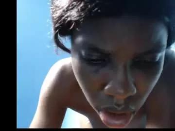 slimzyxdoll on Chaturbate