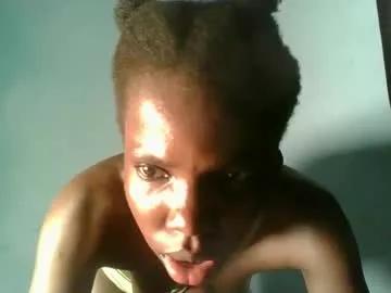 slimzyxdoll on Chaturbate