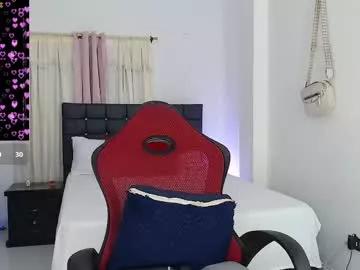 talianamoreno on Chaturbate