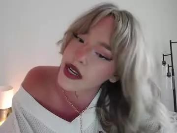 themykalaxo on Chaturbate