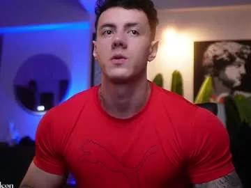 thomas_falcon1 on Chaturbate