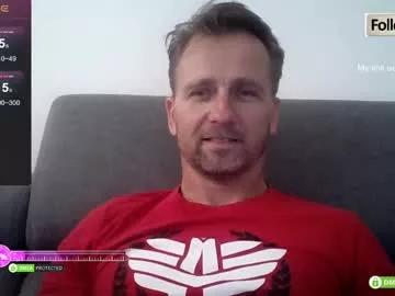 Freechat tomhardyc on Chaturbate