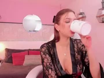 vikypetiteee on Chaturbate