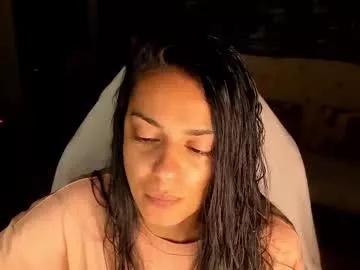 Freechat xlaracroftx on Chaturbate