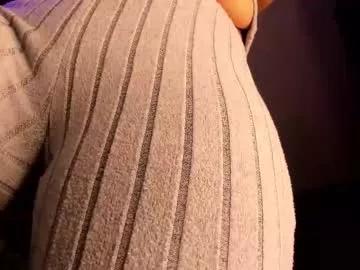 Freechat xlaracroftx on Chaturbate