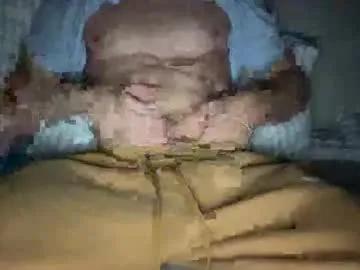 yungbull06 on Chaturbate