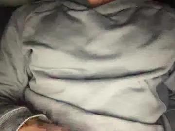 yungbull06 on Chaturbate