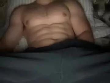 yungbull06 on Chaturbate