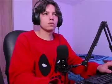 Freechat yurii_moody on Chaturbate