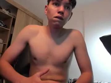 Freechat yurii_moody on Chaturbate