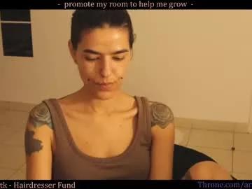 Freechat zorosgiirl on Chaturbate