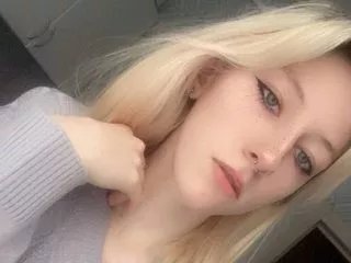 Offline annis_claybornea on Flirt4Free