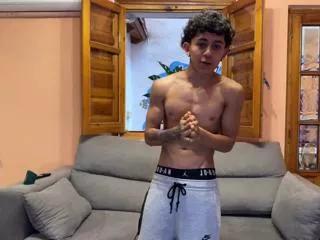 bradley_strong on Flirt4Free 