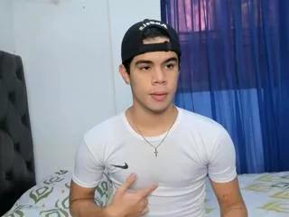 damiano_lucaferri on Flirt4Free 