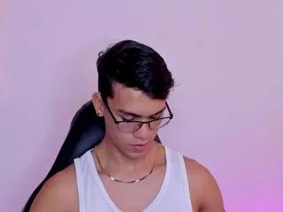 Offline david_william on Flirt4Free