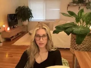 Offline dylan_knight on Flirt4Free