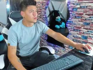 jawi_jhonsonn on Flirt4Free 