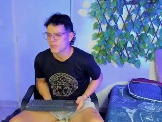 Offline josep_uribe on Flirt4Free