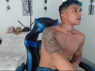 leonard_price on Flirt4Free 