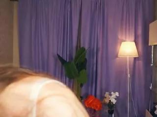 moira_farro on Flirt4Free 