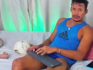 stiven_browm on Flirt4Free 