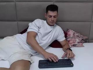 zeb_madison on Flirt4Free 