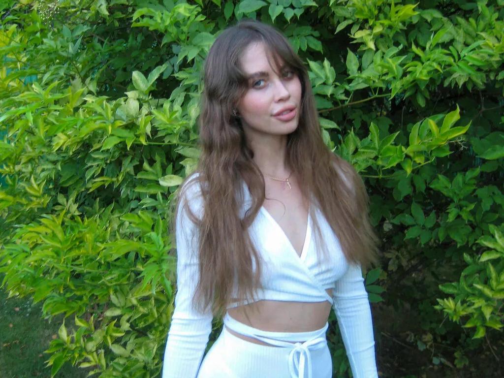 AmandaRiver on LiveJasmin