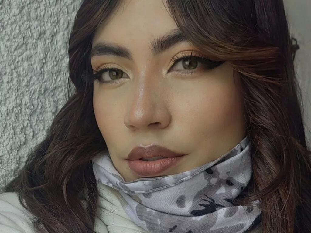 AmyZambrano on LiveJasmin