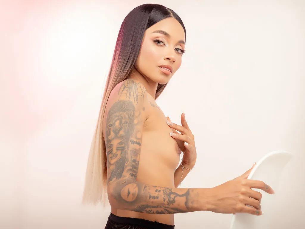 ArianaSaval on LiveJasmin
