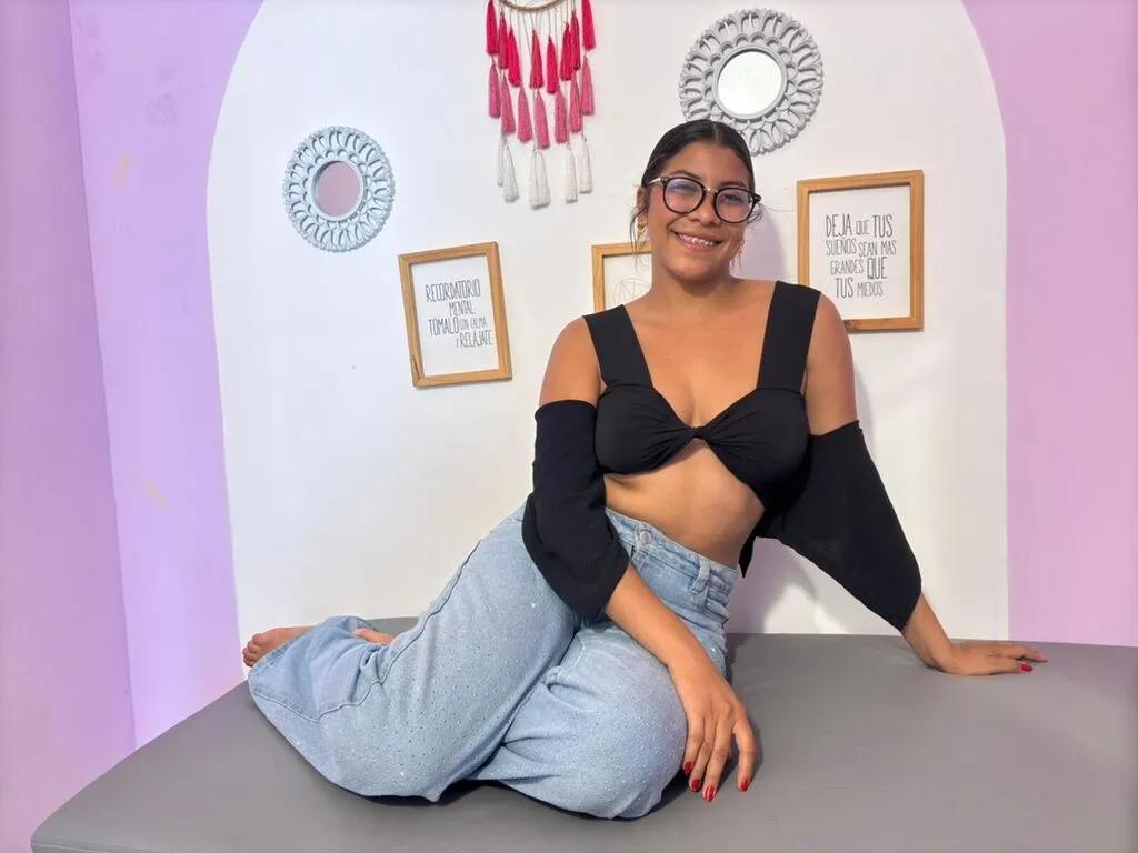 BrianaMontes on LiveJasmin